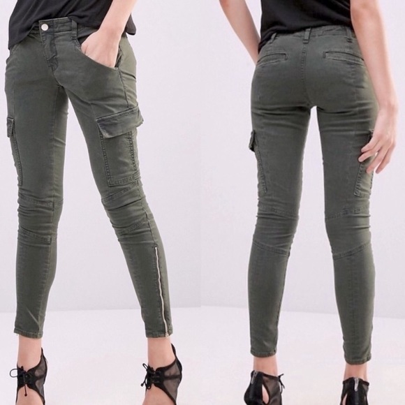 J Brand Denim - J.Brand Houlihan olive Green cargo skinnies / Size 26 Zipper ankles